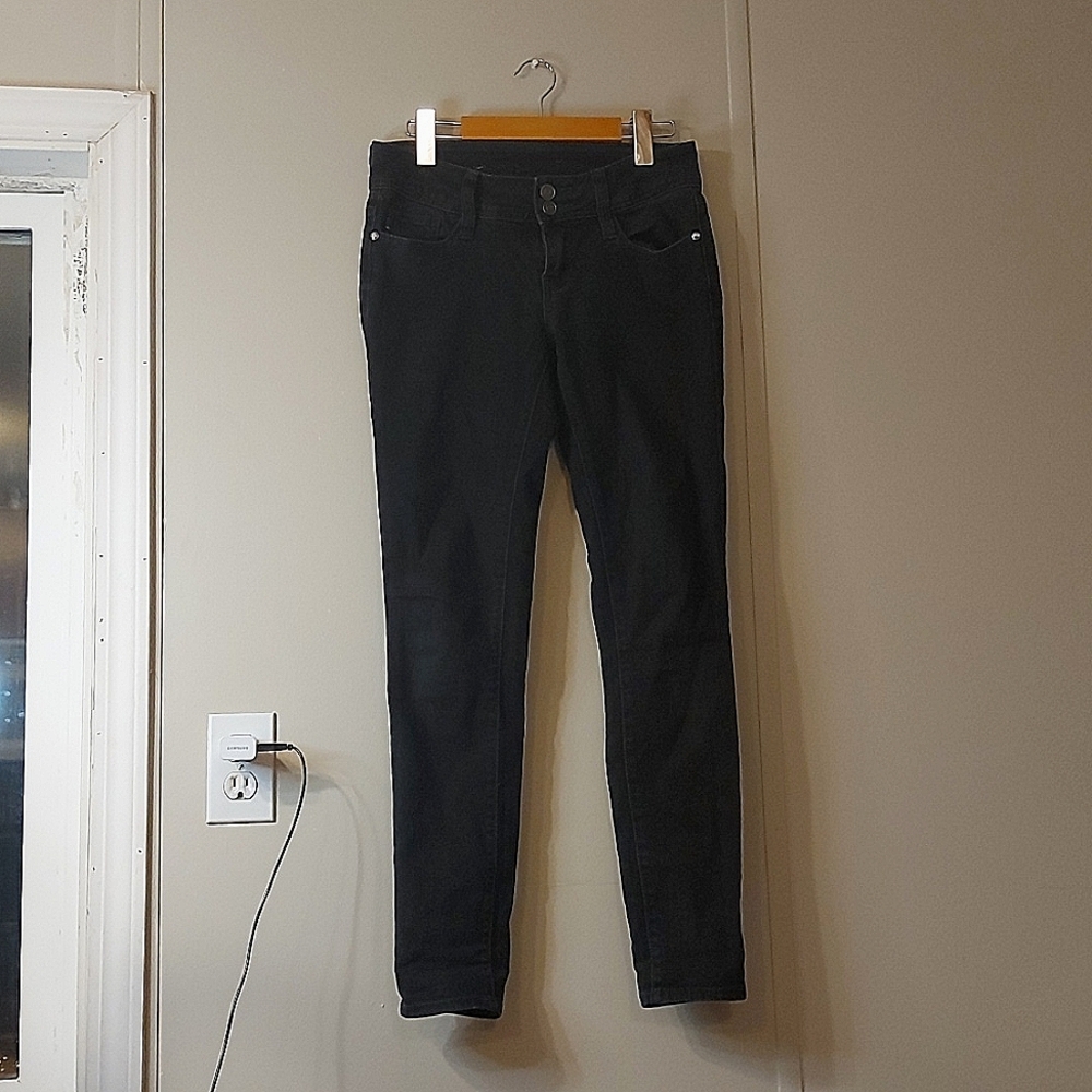 Black Skinny Jeans